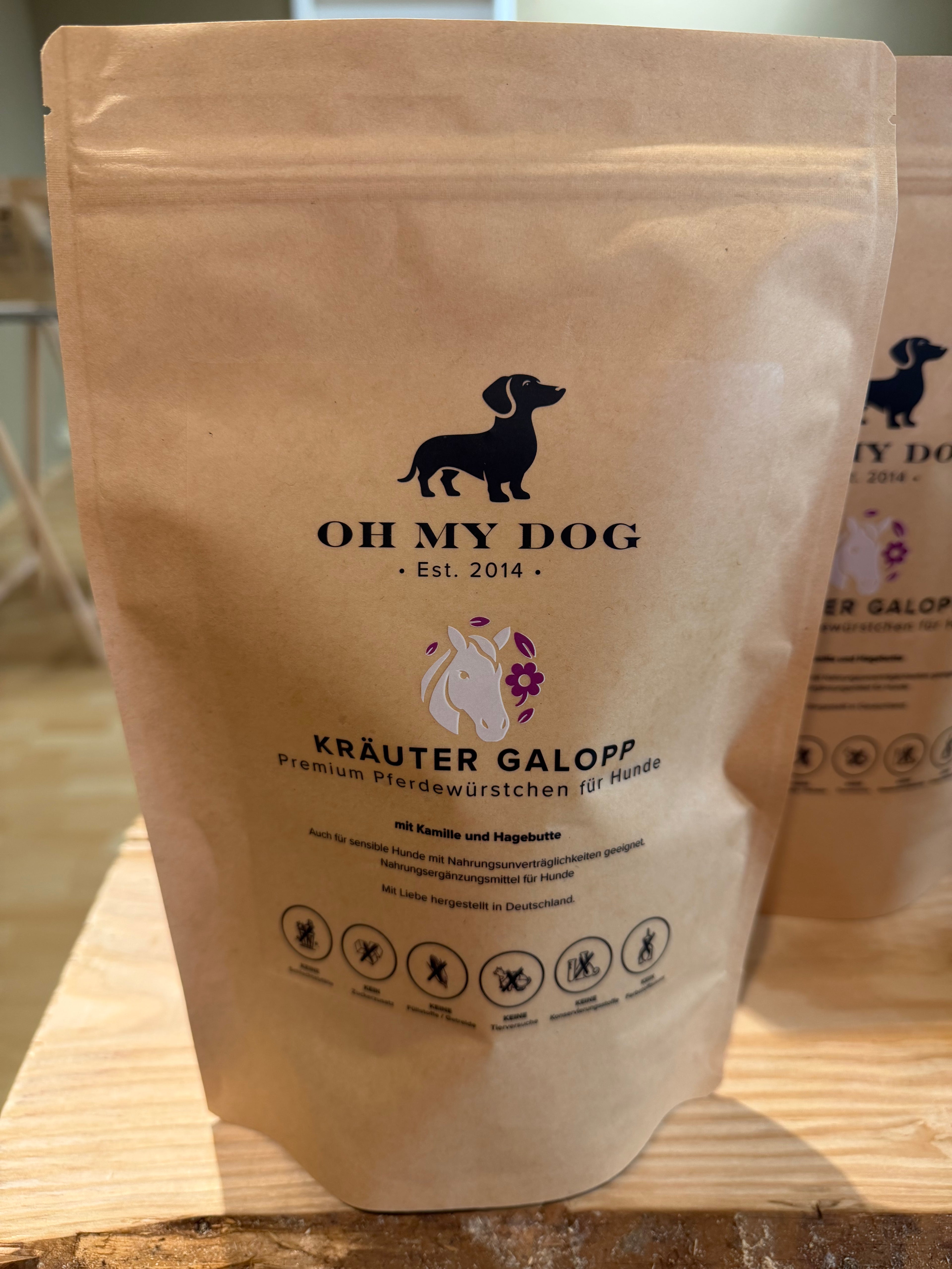 KRÄUTER GALOPP – Pferdewürstchen mit Kamille & Hagebutte